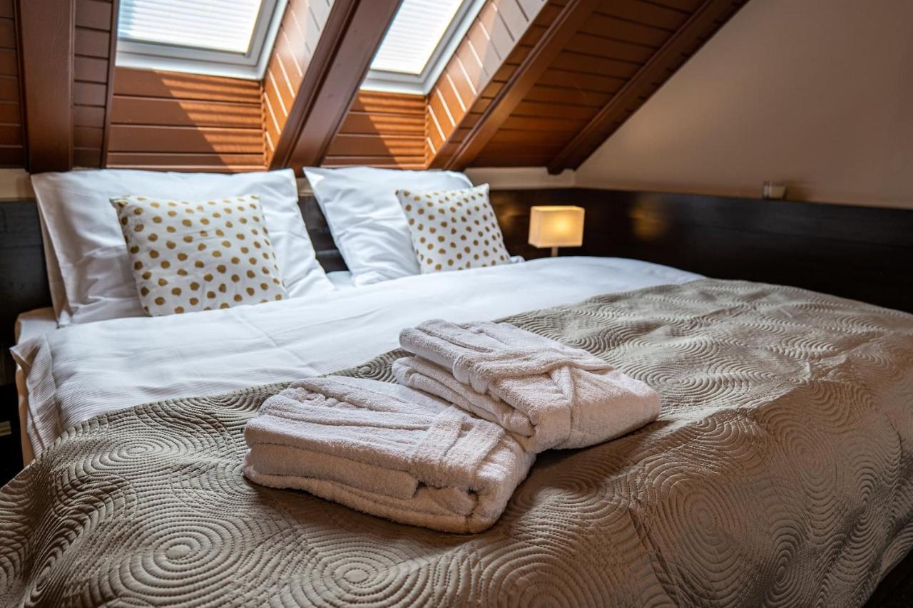 Wellness Hotel po Kyčmolem Horní Lomná Esterno foto