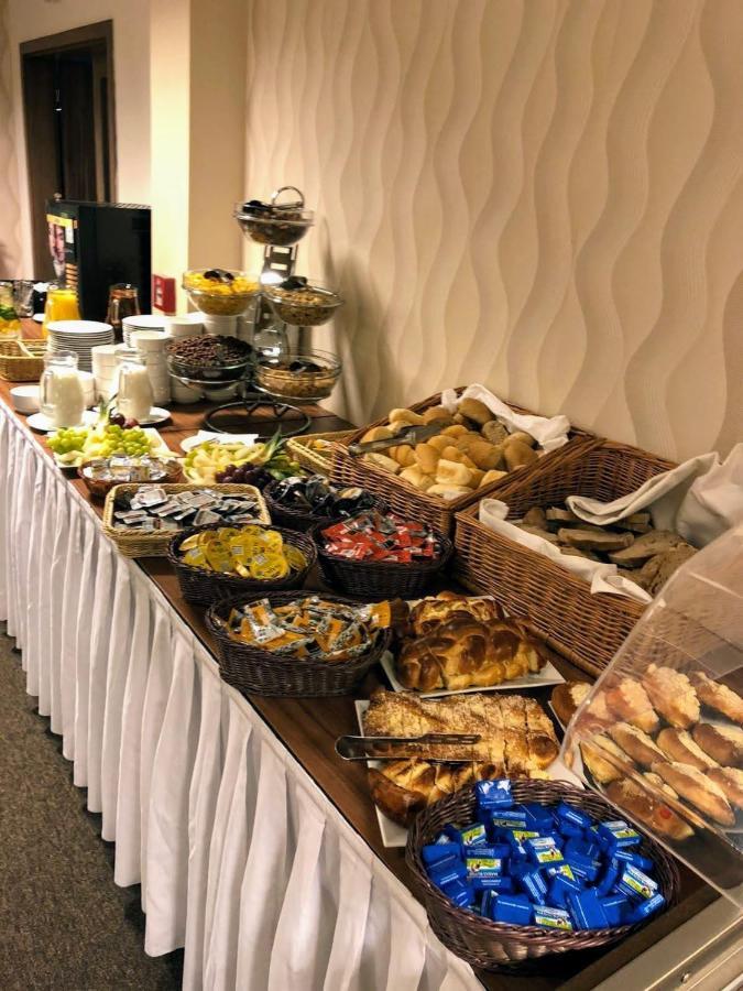Wellness Hotel po Kyčmolem Horní Lomná Esterno foto